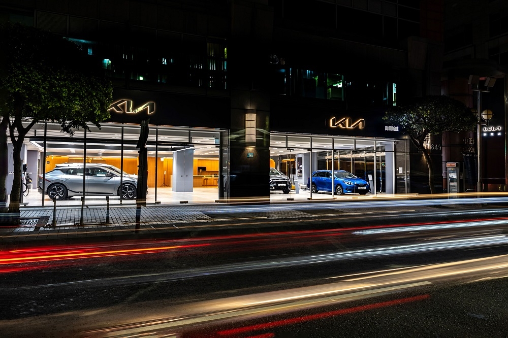 Kia新莊展示中心擁有優越的地理位置與便捷的交通優勢，將為新北市溪北地區的客戶提供頂尖的服務量能與水準，更將成為品牌積極發展新能源及新世代產品的重要推手之一。(台灣森那美起亞提供)